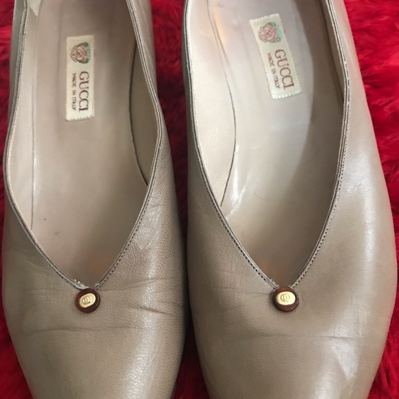 Authentic Gucci Brown Leather pumps, 2” heels, size 8B - Picture 3 of 12